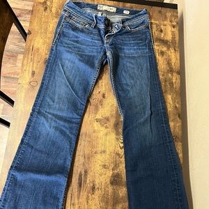 BKE Stella Jeans. Size 27R.